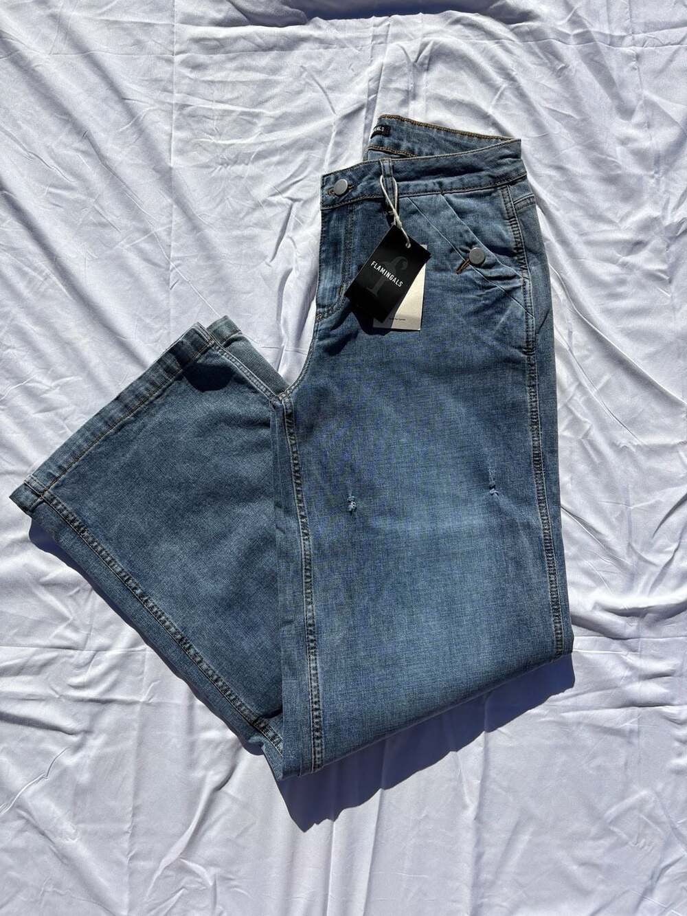 Flamingals Light Wash Wide Leg Distressed Jeans Size Medium NWT